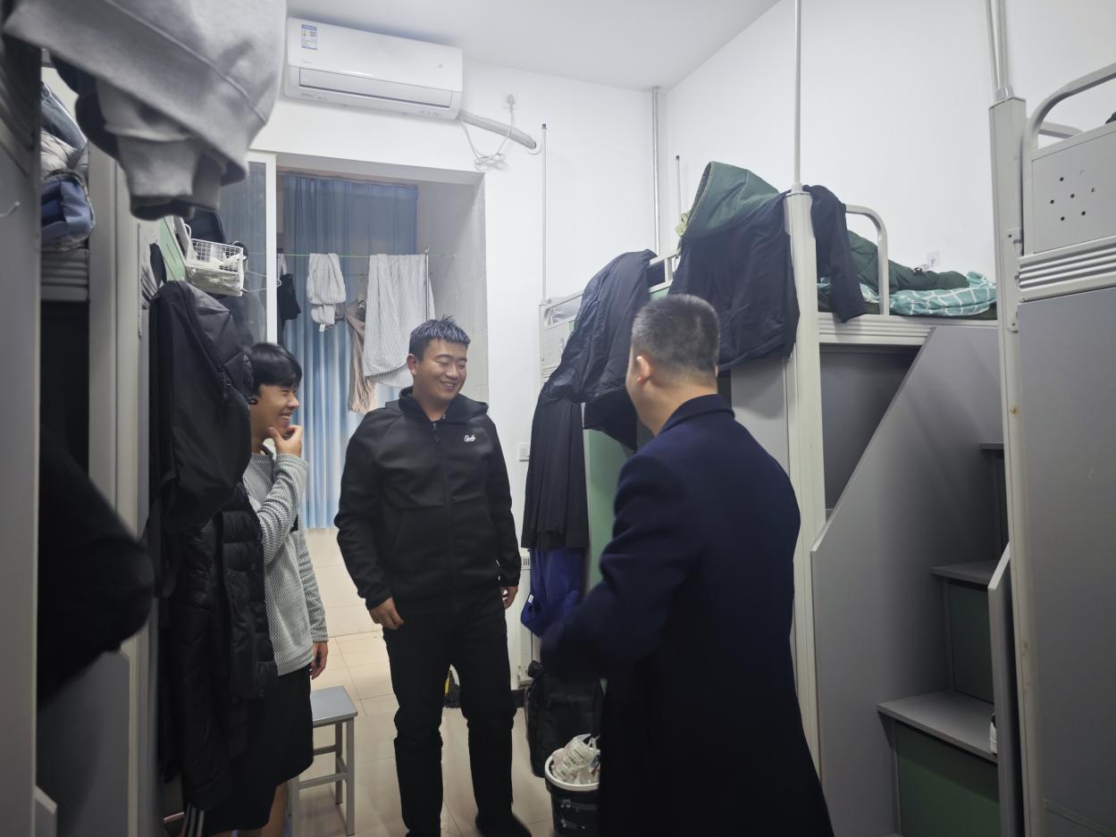 1764901579759726.jpg 图片3.jpg